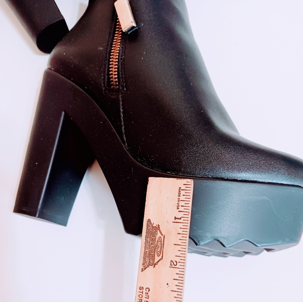 ANDREA FENZI Black Platform Ankle Boots with Gold Zipper Accent - Picture 8 of 8